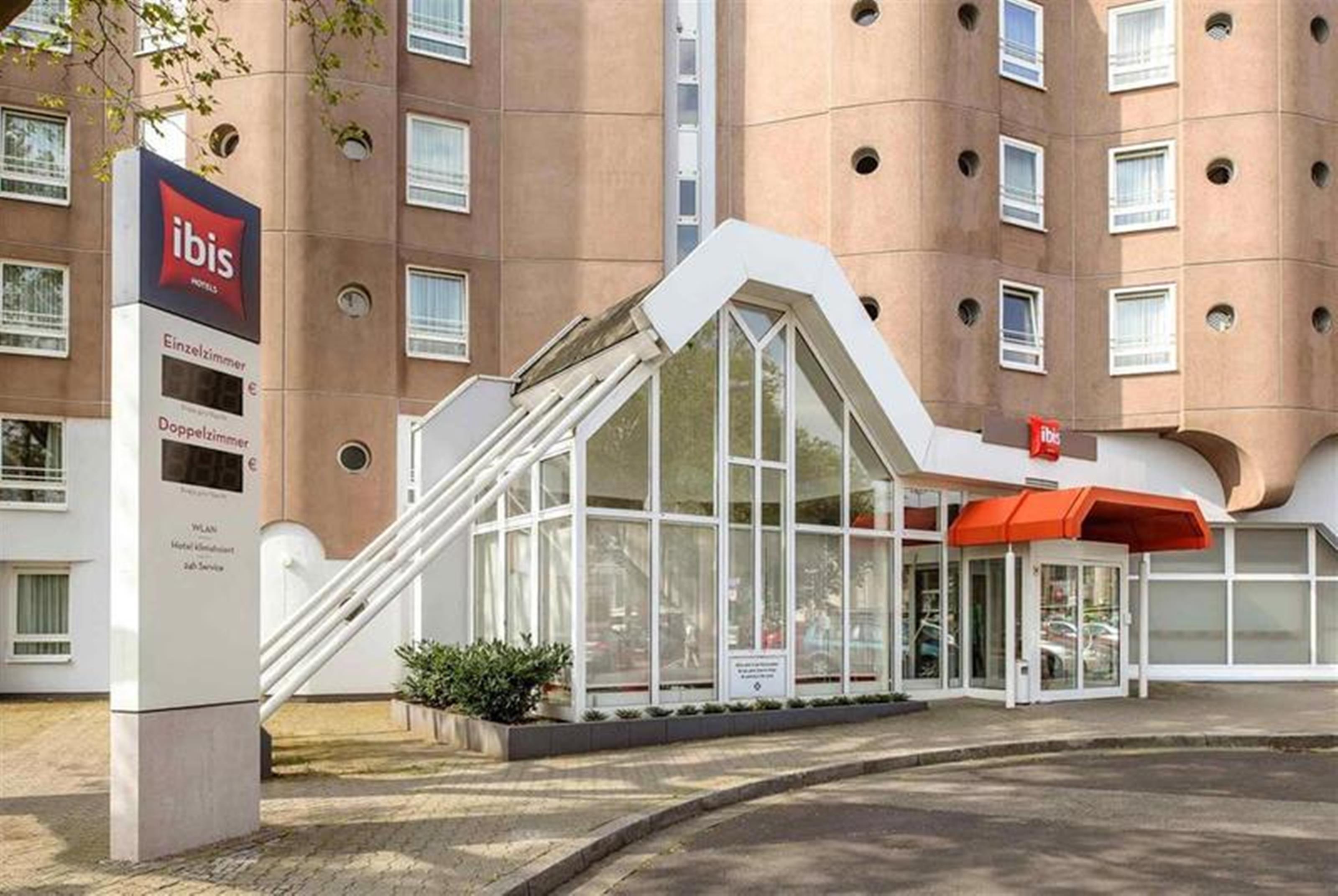 Hotel Ibis Hauptbahnhof 3*